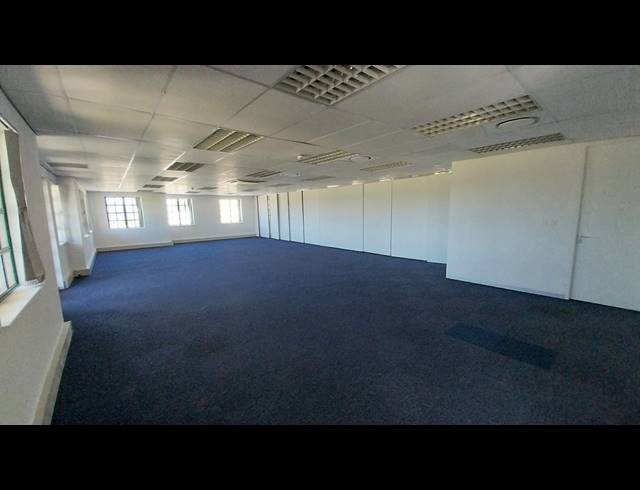 1,029M² OFFICE TO LET IN CLAREMONT